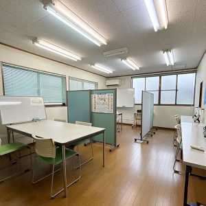 英語スクール リーチアウト 教室内 浜松